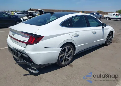 2022 Hyundai Sonata Sel Plus z USA, uszkodzony, nr VIN 5NPEJ4J28NH139524